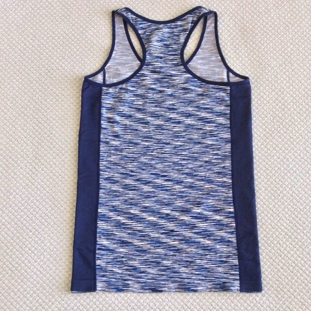 💟Just-One- Tank Top - Picture 2 of 5